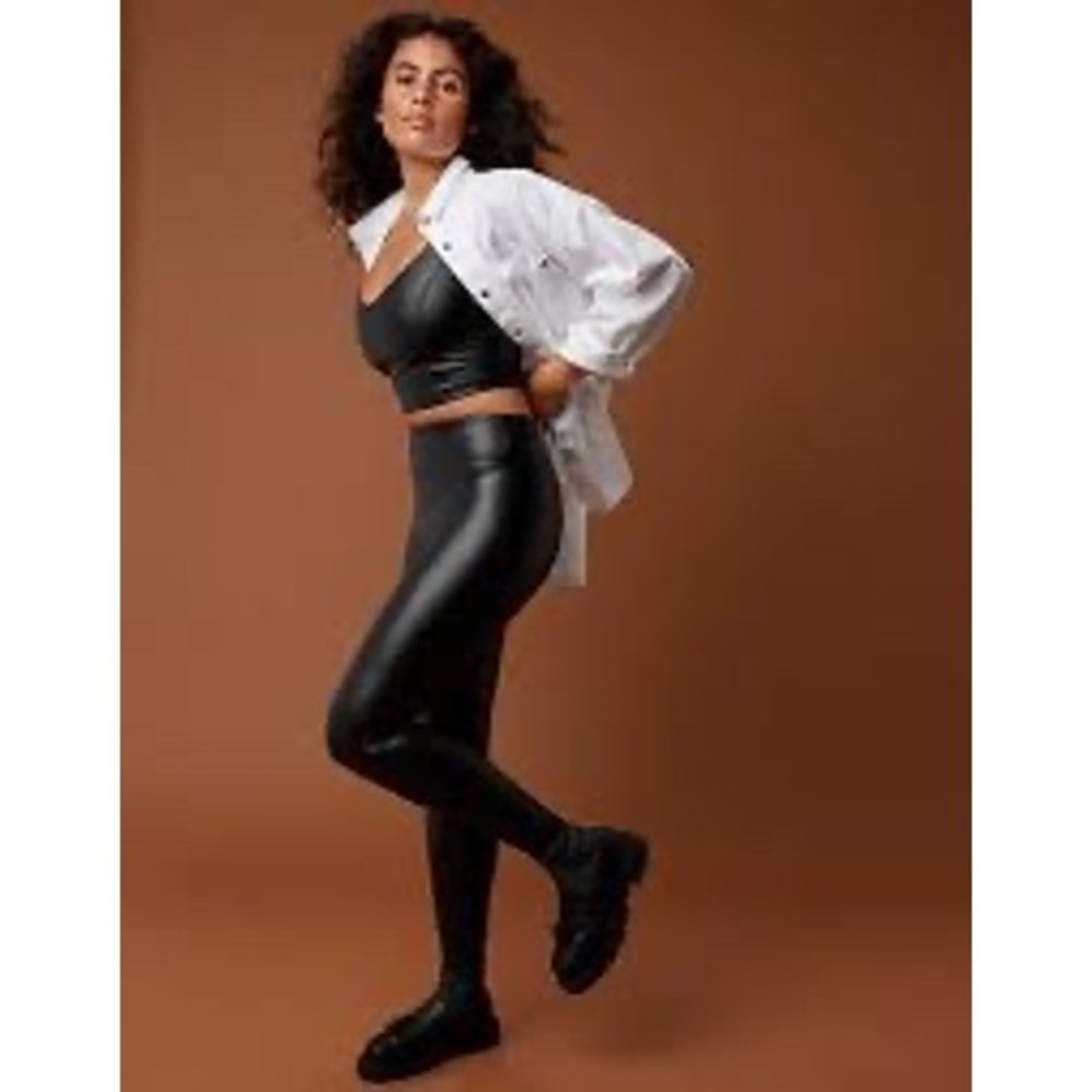OFFLINE by Aerie Real Luxe High Rise Faux Leather Leggings Black Medium NEW